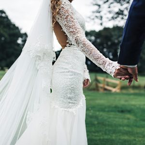 свадебное платье русалка с рукавами