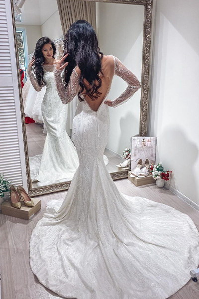 open-back fishtail wedding dress