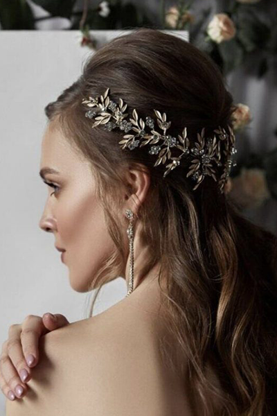 tiara for a wedding